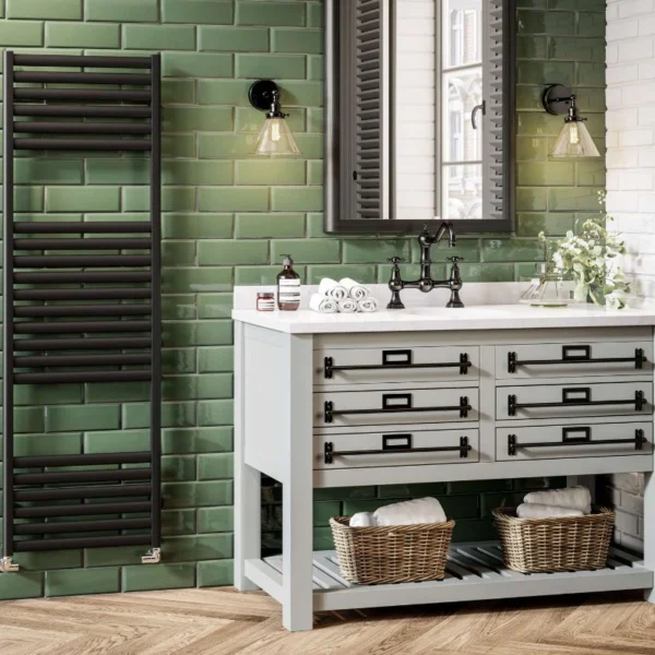 Indio Vertical Radiator