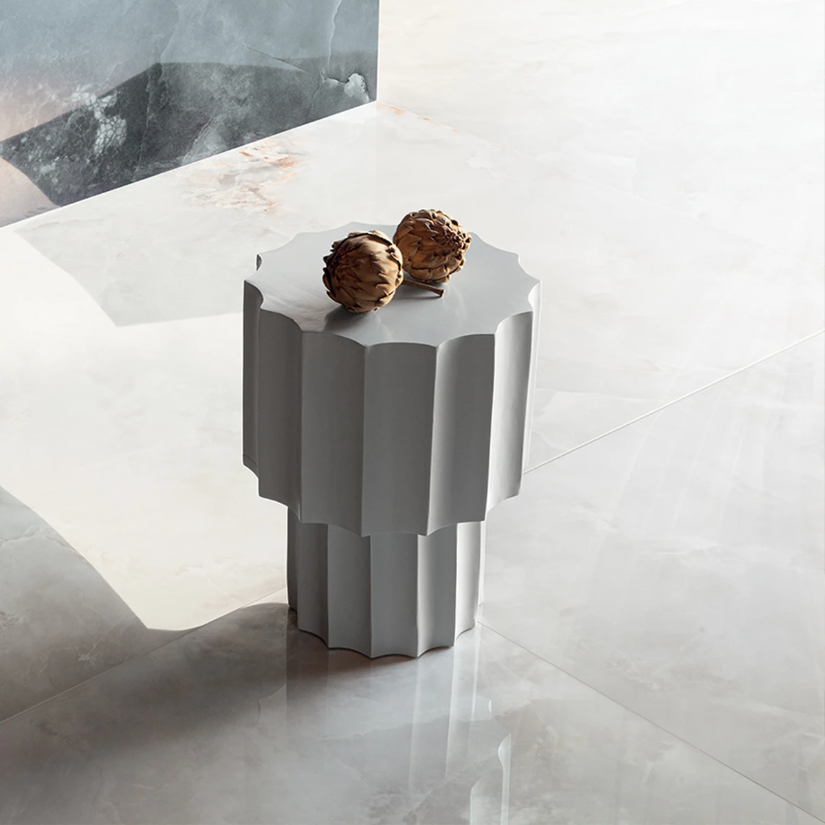 Aqua Grey Lifestyle Photo 1