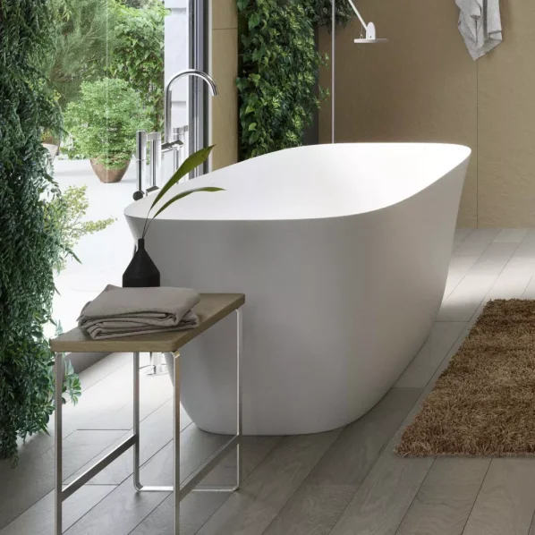 Bath Acquabella Levi Dolotek Lifestyleshot 3 Bath Acquabella Levi Dolotek Lifestyleshot 3