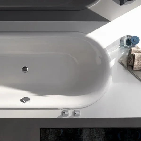 BetteLux Oval Lifestyleshot 3