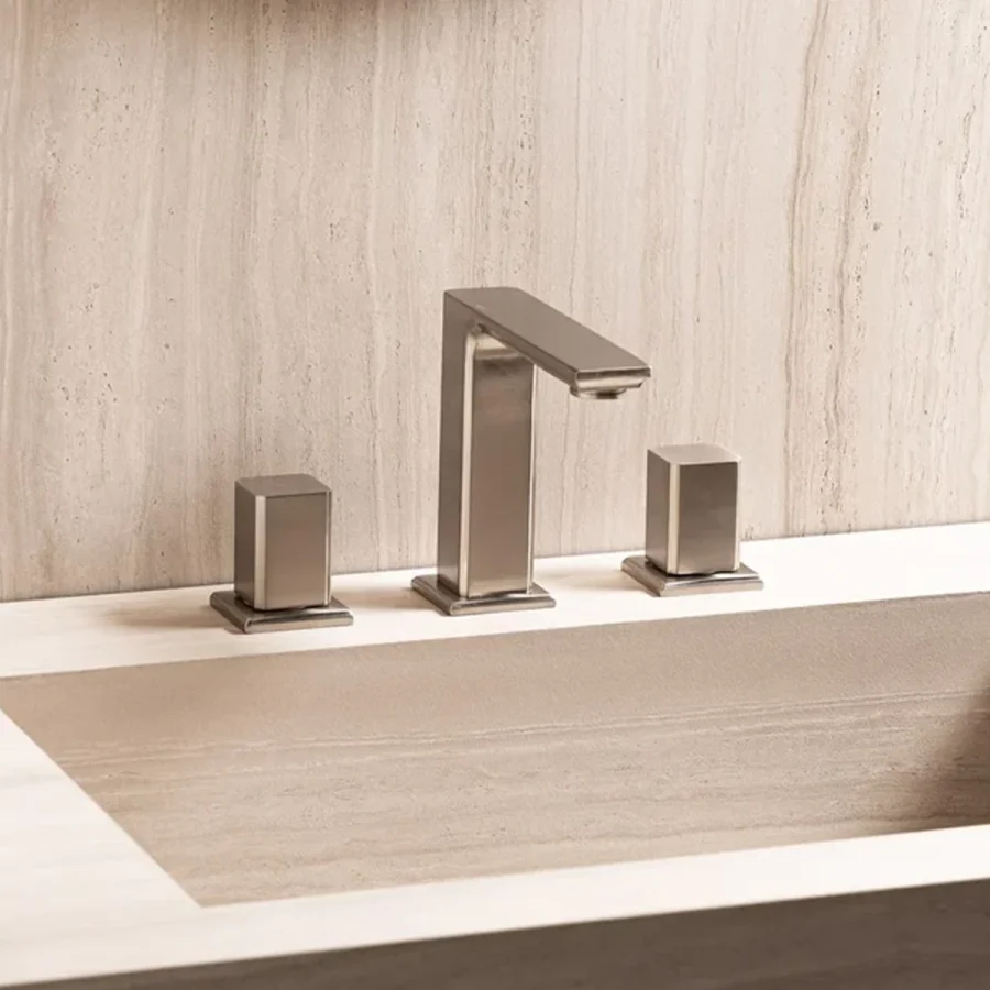 BagnoDesign Carlyle Collection